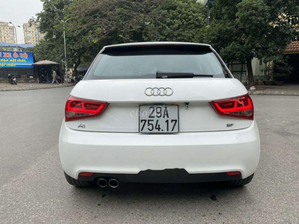 Audi A1       2010 - Bán Audi A1 sản xuất 2010, nhập khẩu nguyên chiếc 