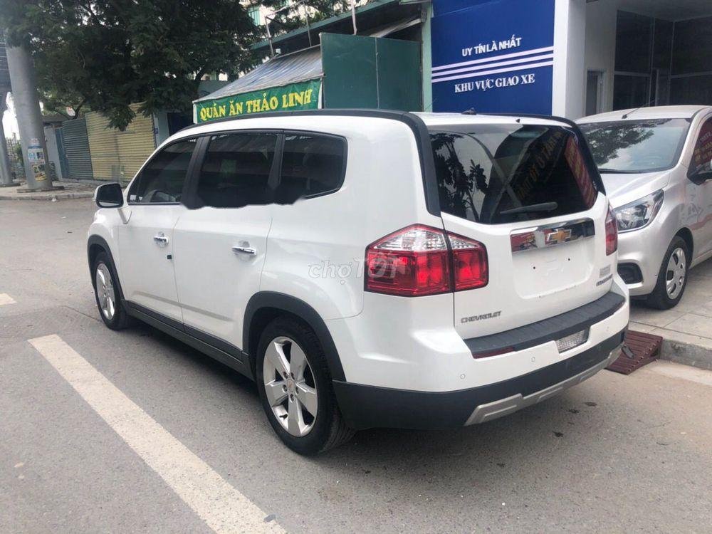 Chevrolet Orlando 2017 - Bán Chevrolet Orlando 1.8 L AT đời 2017, màu trắng số tự động, 515 triệu