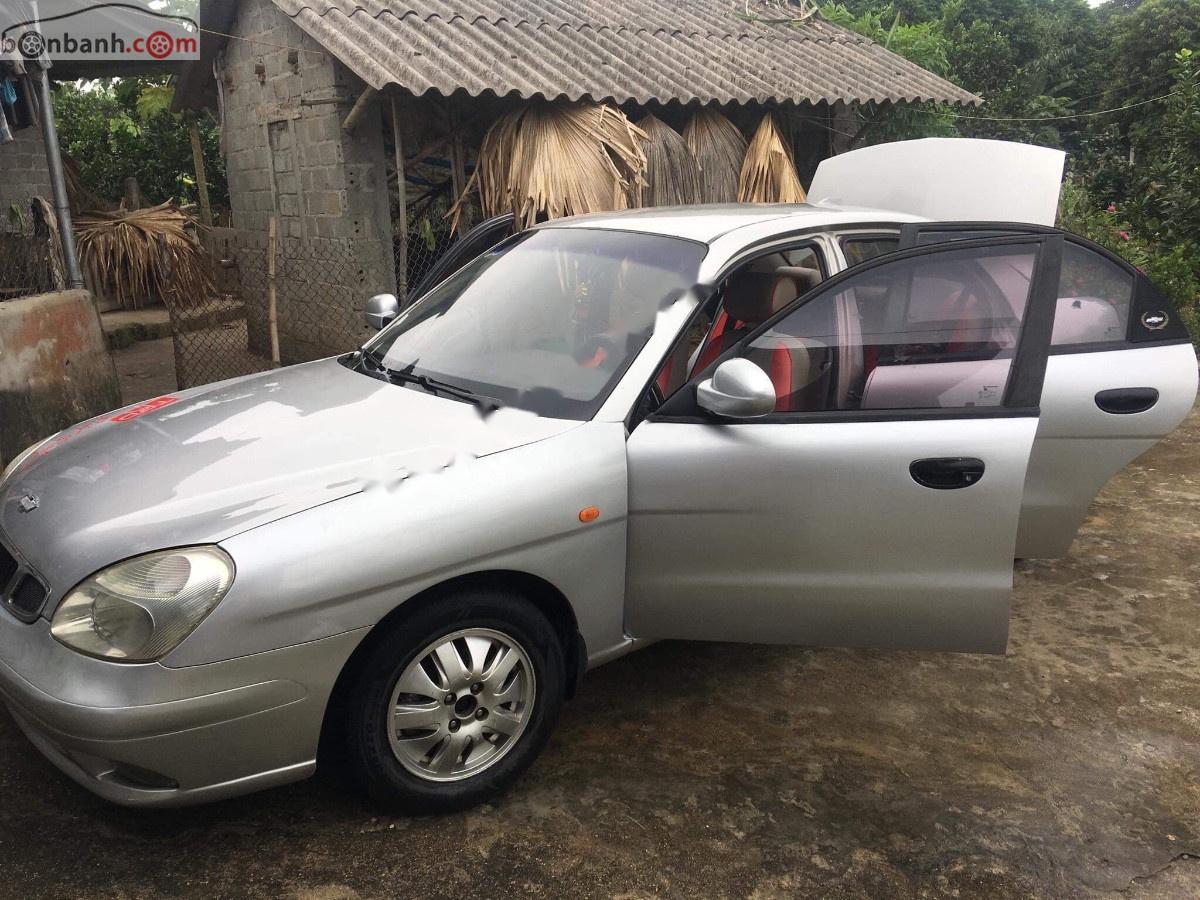 Daewoo Nubira 2003 - Bán ô tô Daewoo Nubira 2003, màu bạc