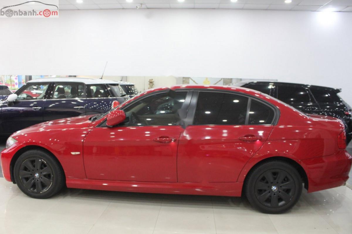 BMW 3 Series 320i 2010 - Xe BMW 3 Series 320i sản xuất 2010, màu đỏ, nhập khẩu