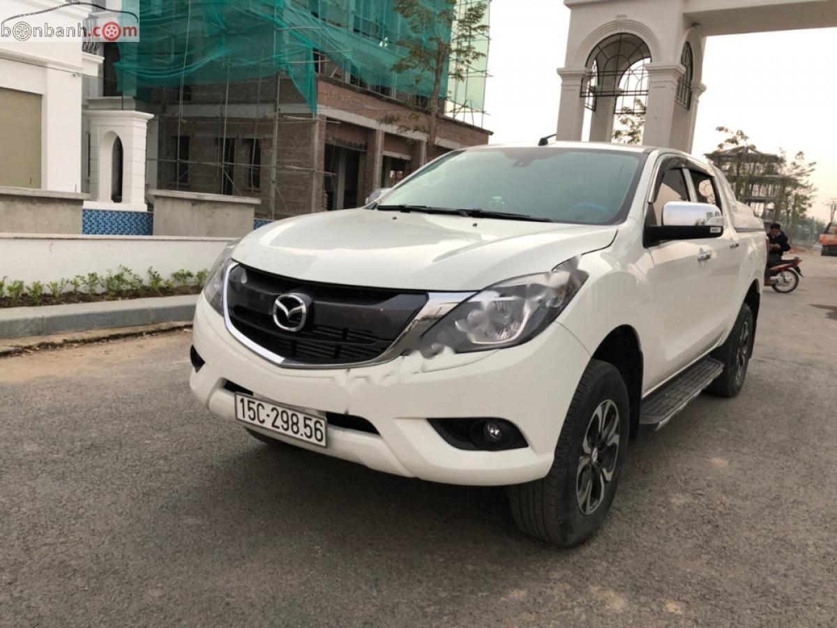 Mazda BT 50   2016 - Bán xe Mazda BT 50 đời 2016, màu trắng, xe nhập số tự động