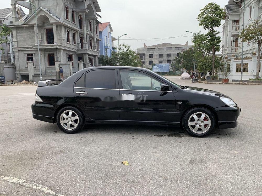 Mitsubishi Lancer 2005 - Bán Mitsubishi Lancer 2.0 AT đời 2005, màu đen số tự động