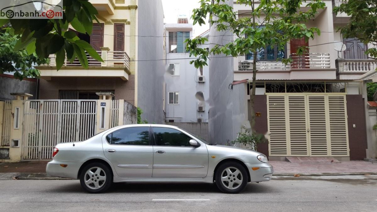 Nissan Cefiro   2000 - Bán Nissan Cefiro 3.0 MT sản xuất năm 2000, màu bạc, nhập khẩu 