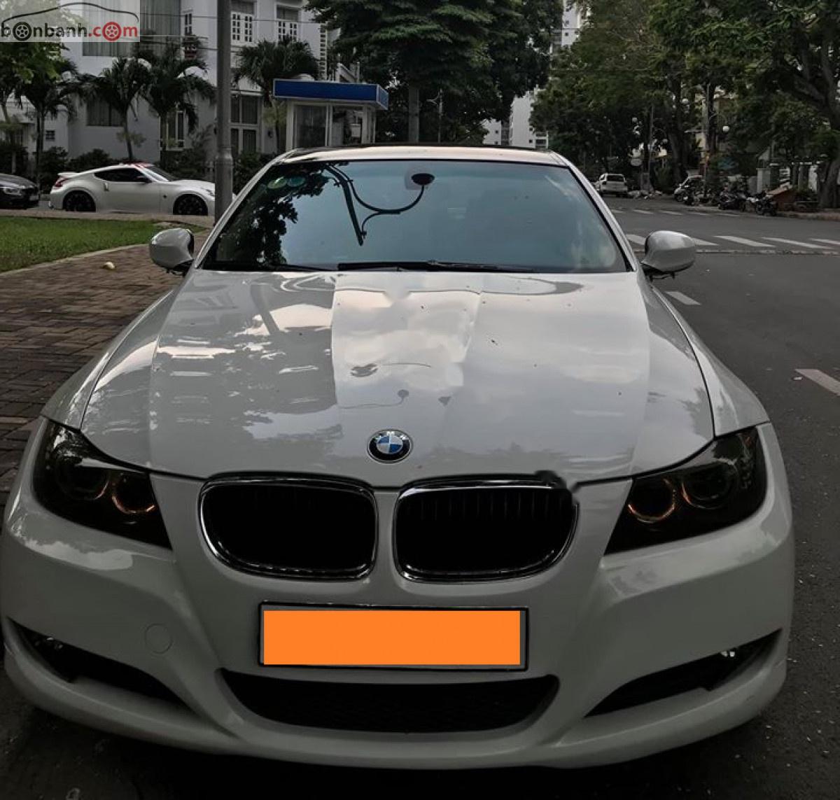 BMW 3 Series 2011 - Bán BMW 3 Series sản xuất năm 2011, màu trắng số tự động, giá 423tr