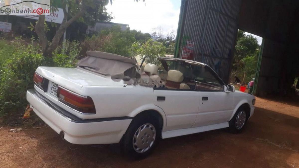 Nissan Bluebird 1983 - Cần bán xe Nissan Bluebird sản xuất 1983, màu trắng, 68 triệu