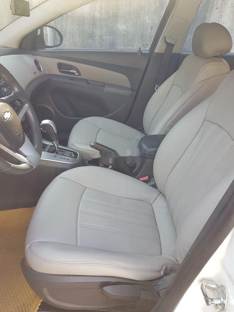 Chevrolet Cruze   2011 - Bán xe Chevrolet Cruze 1.8 năm 2011, nhập khẩu nguyên chiếc, 299tr 