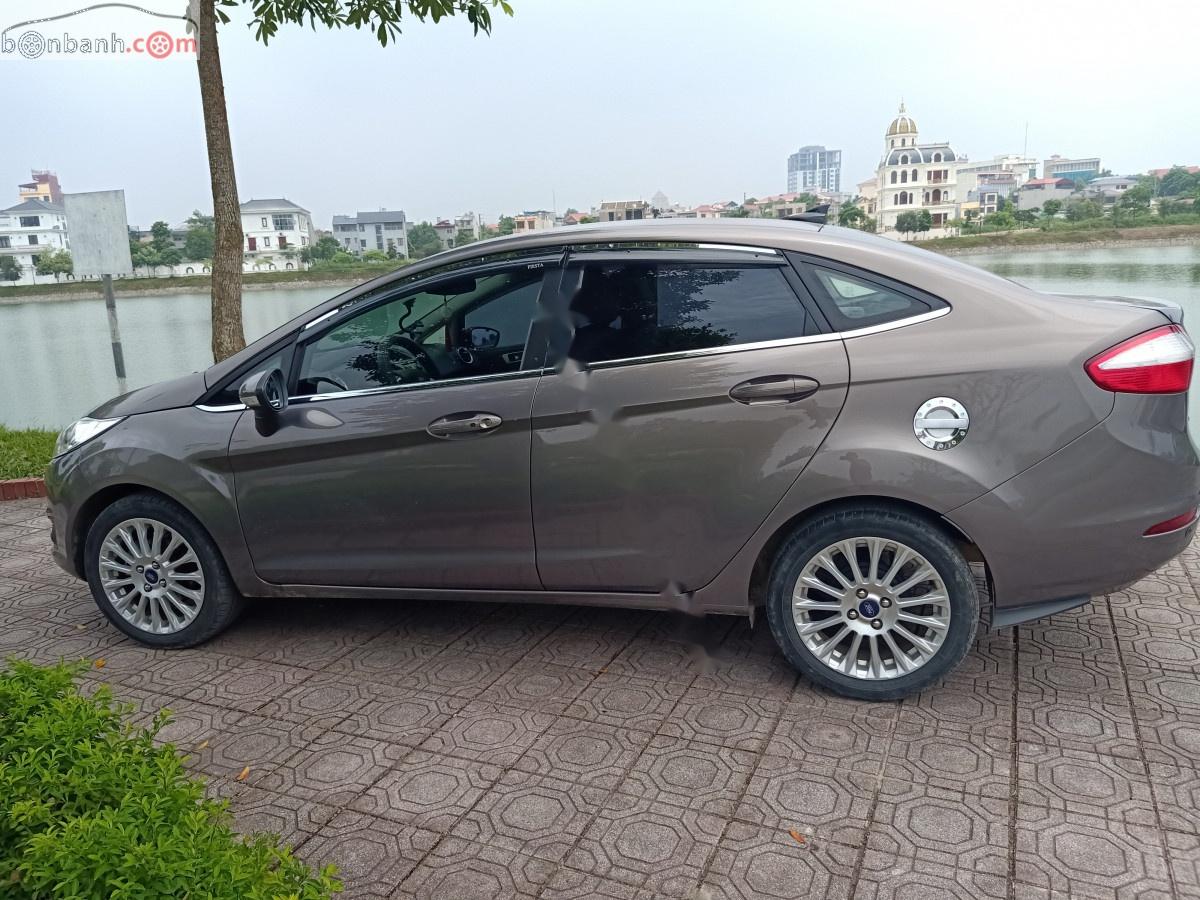 Ford Fiesta   2017 - Cần bán Ford Fiesta Titanium 1.5 AT đời 2017, màu nâu, xe gia đình