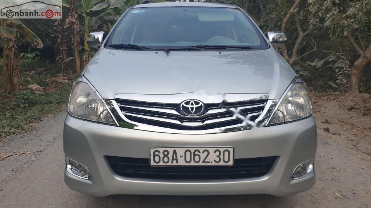 Toyota Innova 2008 - Xe Toyota Innova năm sản xuất 2008, màu bạc xe gia đình, 268 triệu