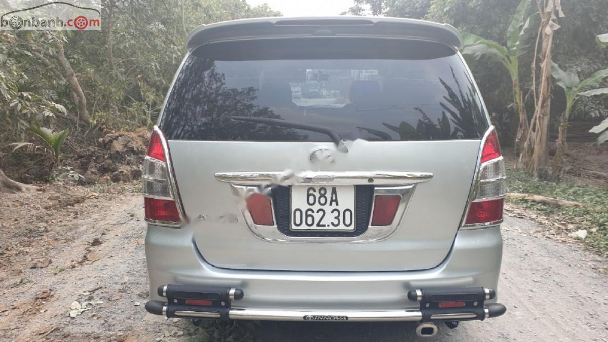 Toyota Innova 2008 - Xe Toyota Innova năm sản xuất 2008, màu bạc xe gia đình, 268 triệu