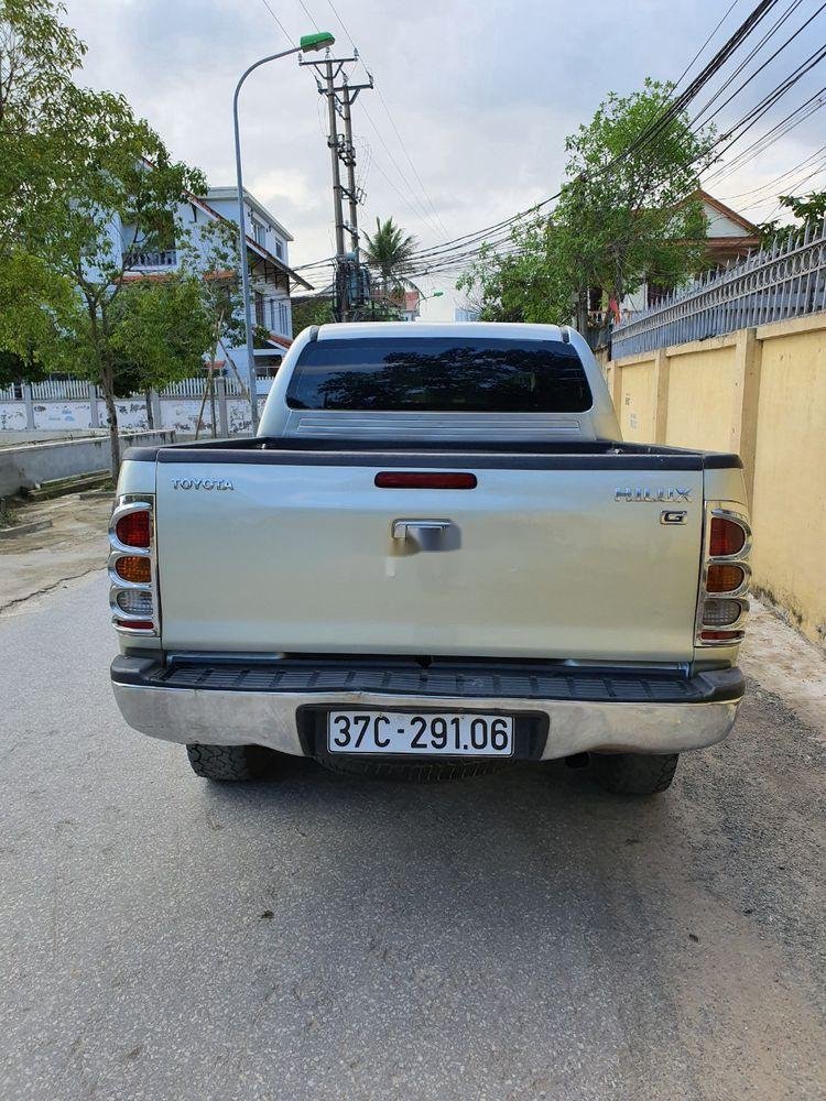 Toyota Hilux G 2011 - Bán Toyota Hilux G 2011, màu bạc, nhập khẩu, 355tr