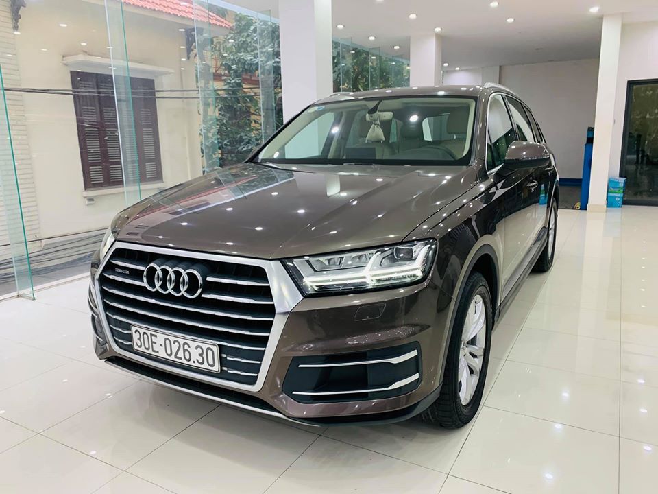 Audi Q7 3.0L 2015 - Bán Audi Q7 3.0 Model 2016 sang trọng, đẳng cấp- giá bán rẻ như đào 30 tết 