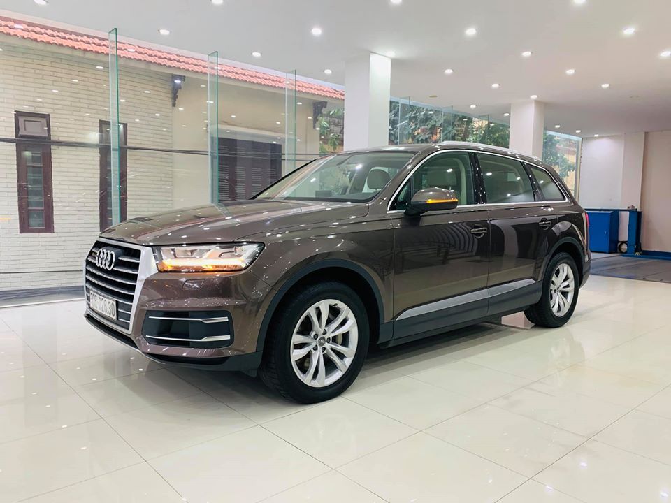 Audi Q7 3.0L 2015 - Bán Audi Q7 3.0 Model 2016 sang trọng, đẳng cấp- giá bán rẻ như đào 30 tết 