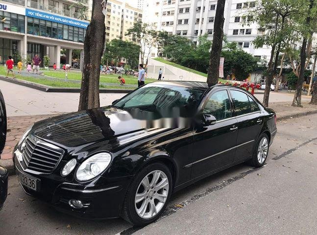 Mercedes-Benz E class 2008 - Cần bán Mercedes E200 năm 2008, màu đen chính chủ giá cạnh tranh