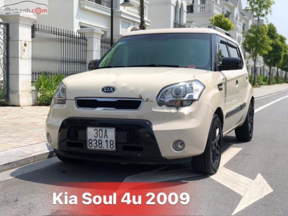 Kia Soul 2009 - Bán ô tô Kia Soul đời 2009, màu kem (be), nhập khẩu nguyên chiếc, giá chỉ 360 triệu