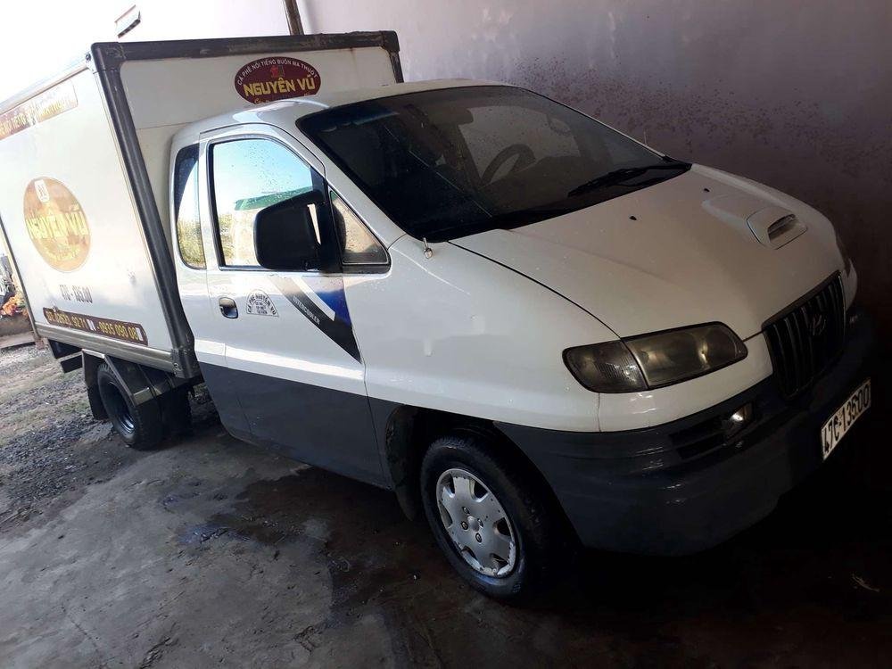 Hyundai Libero 2001 - Cần bán gấp Hyundai Libero đời 2001, màu trắng, nhập khẩu