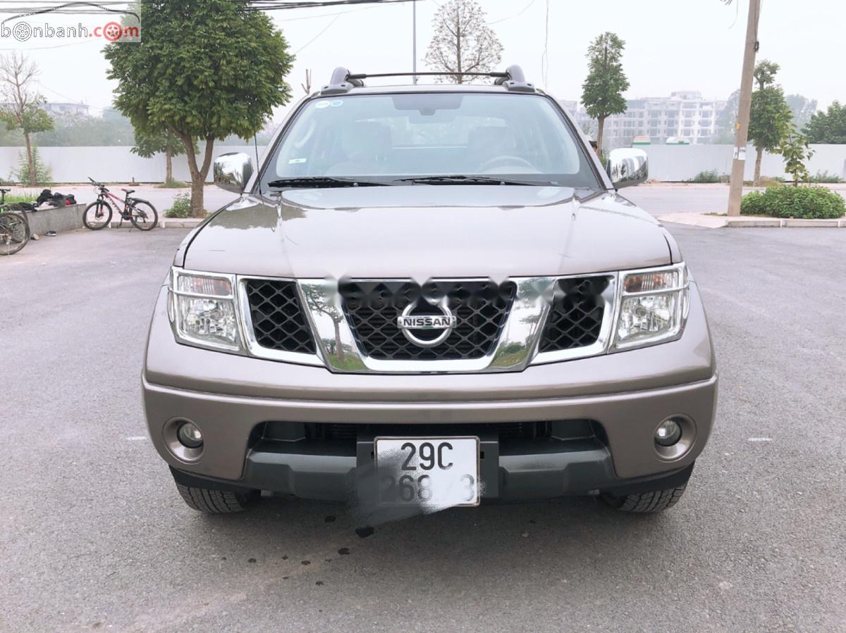 Nissan Navara 2.5AT 4x4 2013 - Bán Nissan Navara 2.5AT 4x4 năm 2013, màu nâu, nhập khẩu nguyên chiếc 