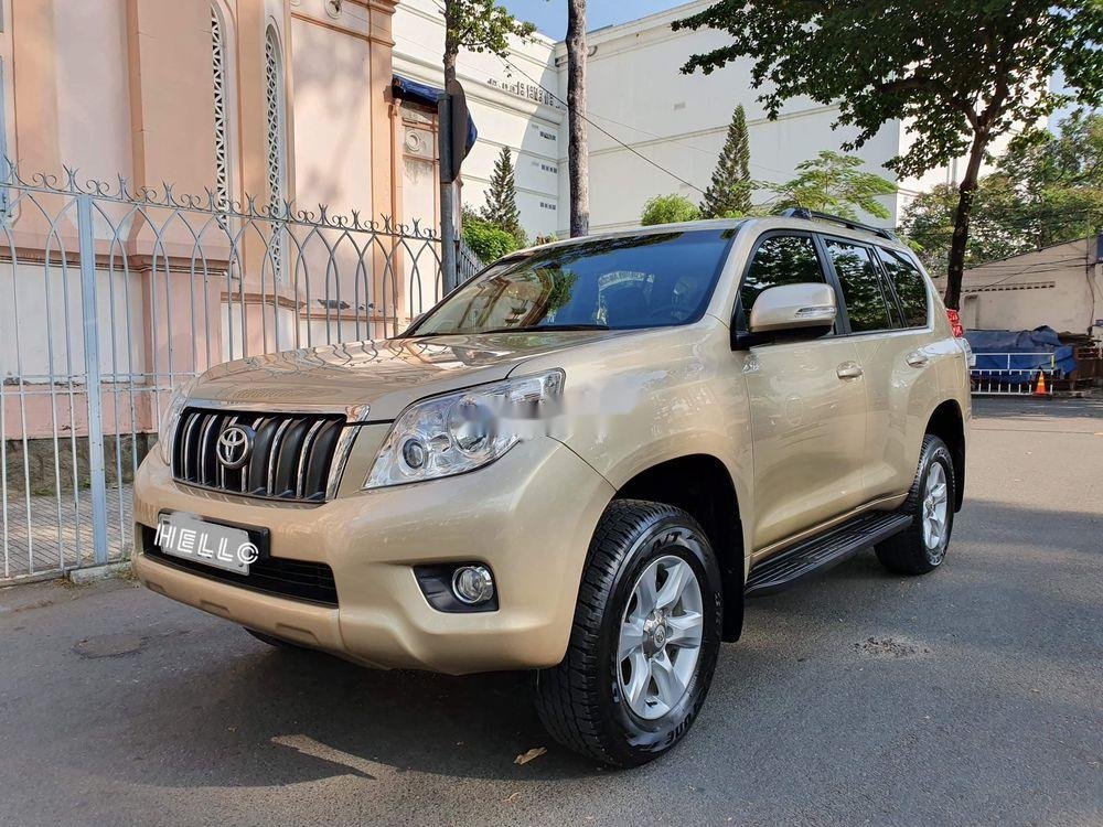 Toyota Land Cruiser 2012 - Bán xe Toyota Land Cruiser năm sản xuất 2012, nhập khẩu nguyên chiếc còn mới