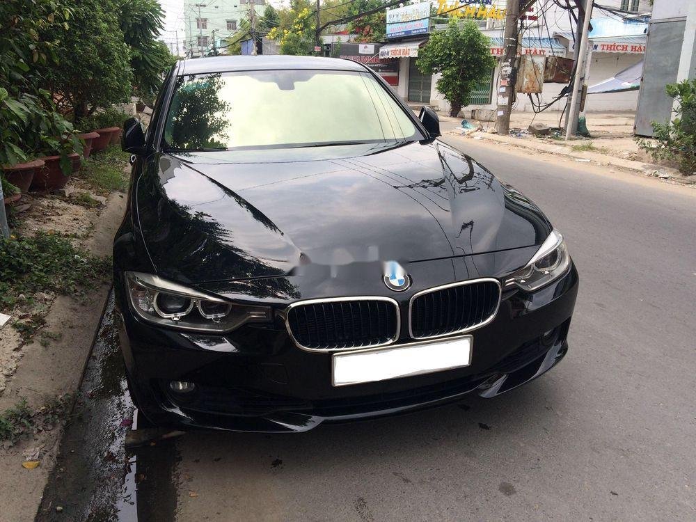 BMW 3 Series  320i   2013 - Bán xe BMW 3 Series 320i năm sản xuất 2013, màu đen, nhập khẩu 