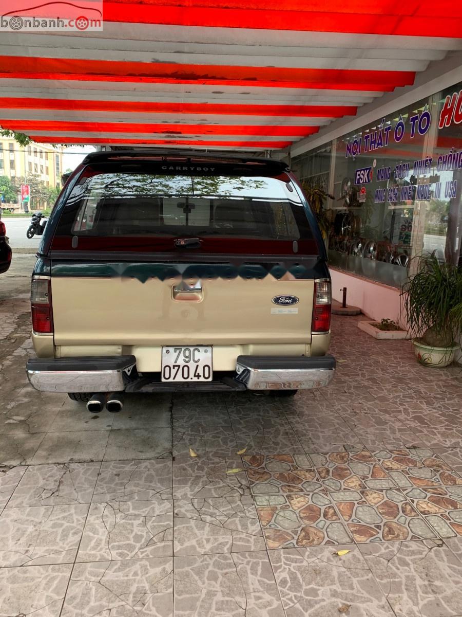 Ford Ranger   2005 - Bán Ford Ranger XLT 4x4 MT sản xuất năm 2005, màu vàng, xe gia đình 