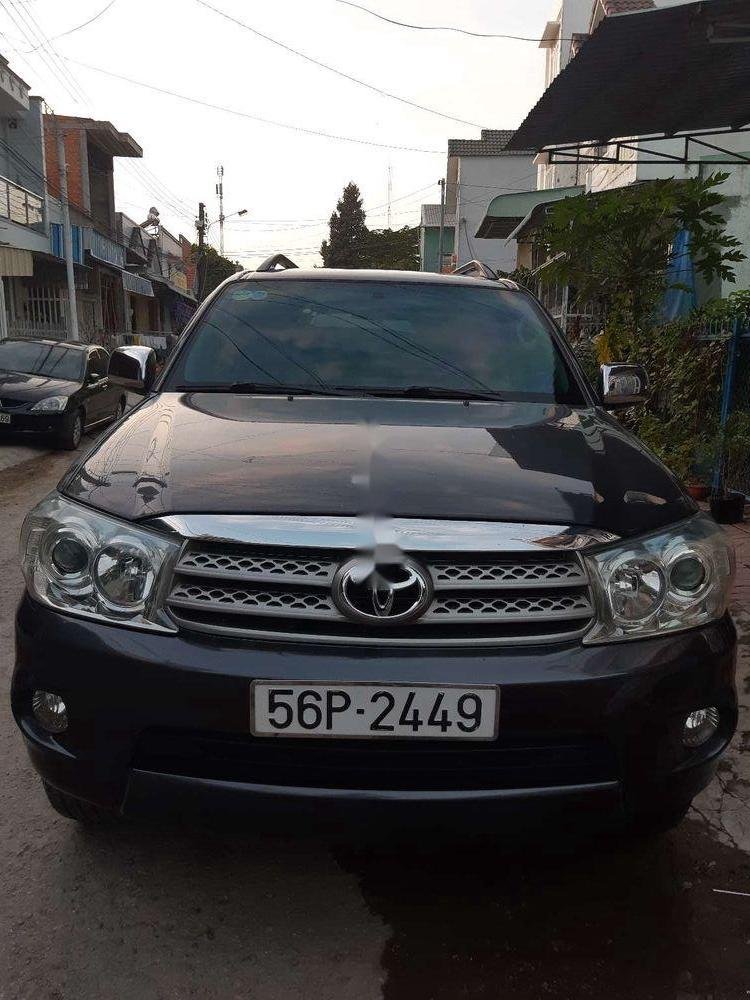 Toyota Fortuner  MT 2010 - Bán xe Toyota Fortuner MT 2010, giá chỉ 570 triệu