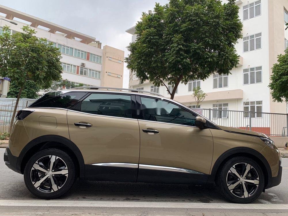 Peugeot 3008    2019 - Cần bán xe Peugeot 3008 năm sản xuất 2019, màu vàng