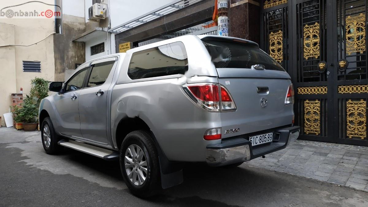 Mazda BT 50 2.2L AT 2WD 2015 - Bán Mazda BT 50 2.2L AT 2WD đời 2015, màu bạc, nhập khẩu số tự động