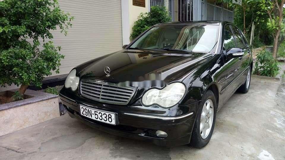 Mercedes-Benz C class 2002 - Xe Mercedes C200 2.0 AT năm sản xuất 2002, màu đen, giá chỉ 135 triệu