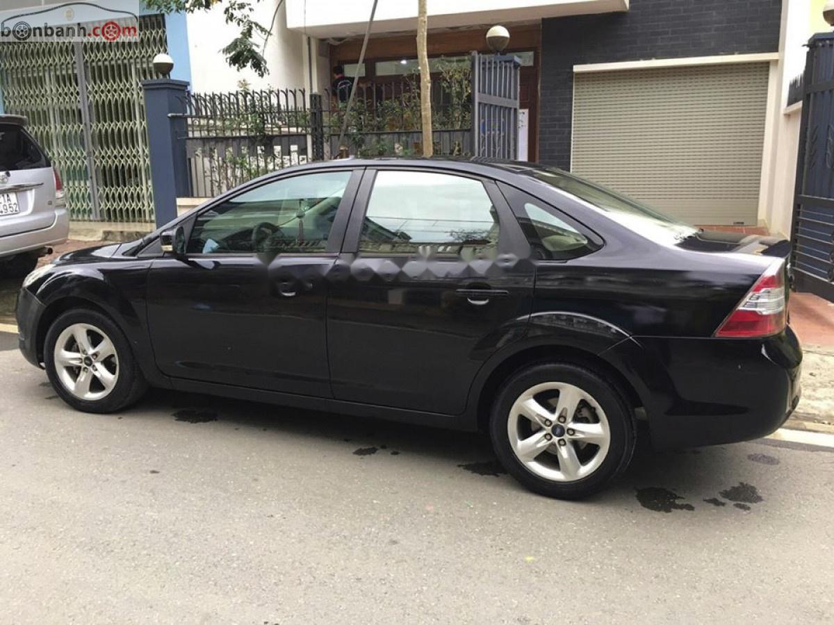 Ford Focus 1.8 MT 2011 - Bán xe Ford Focus 1.8 MT đời 2011, màu đen, giá chỉ 278 triệu