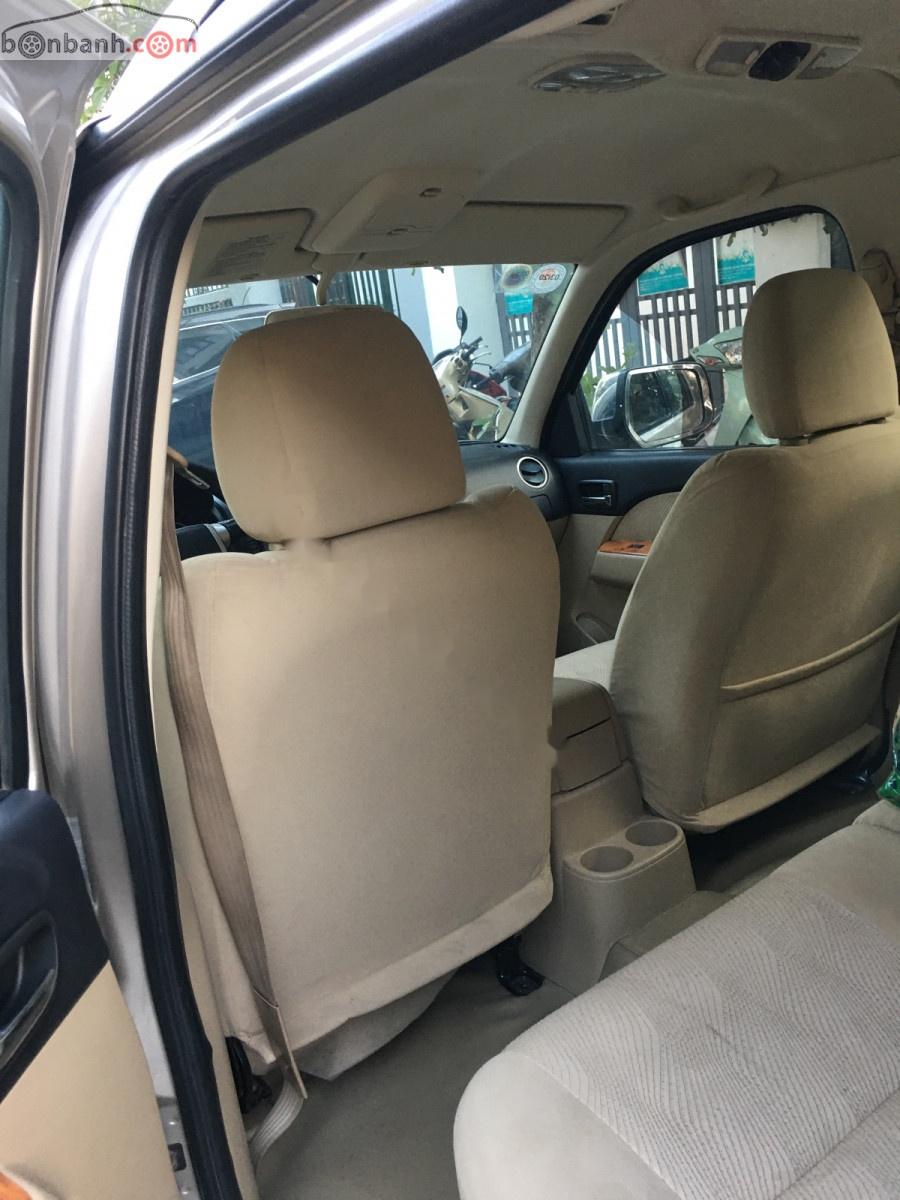 Ford Everest   2010 - Bán Ford Everest 2.5L 4x2 MT đời 2010, màu hồng, số sàn 