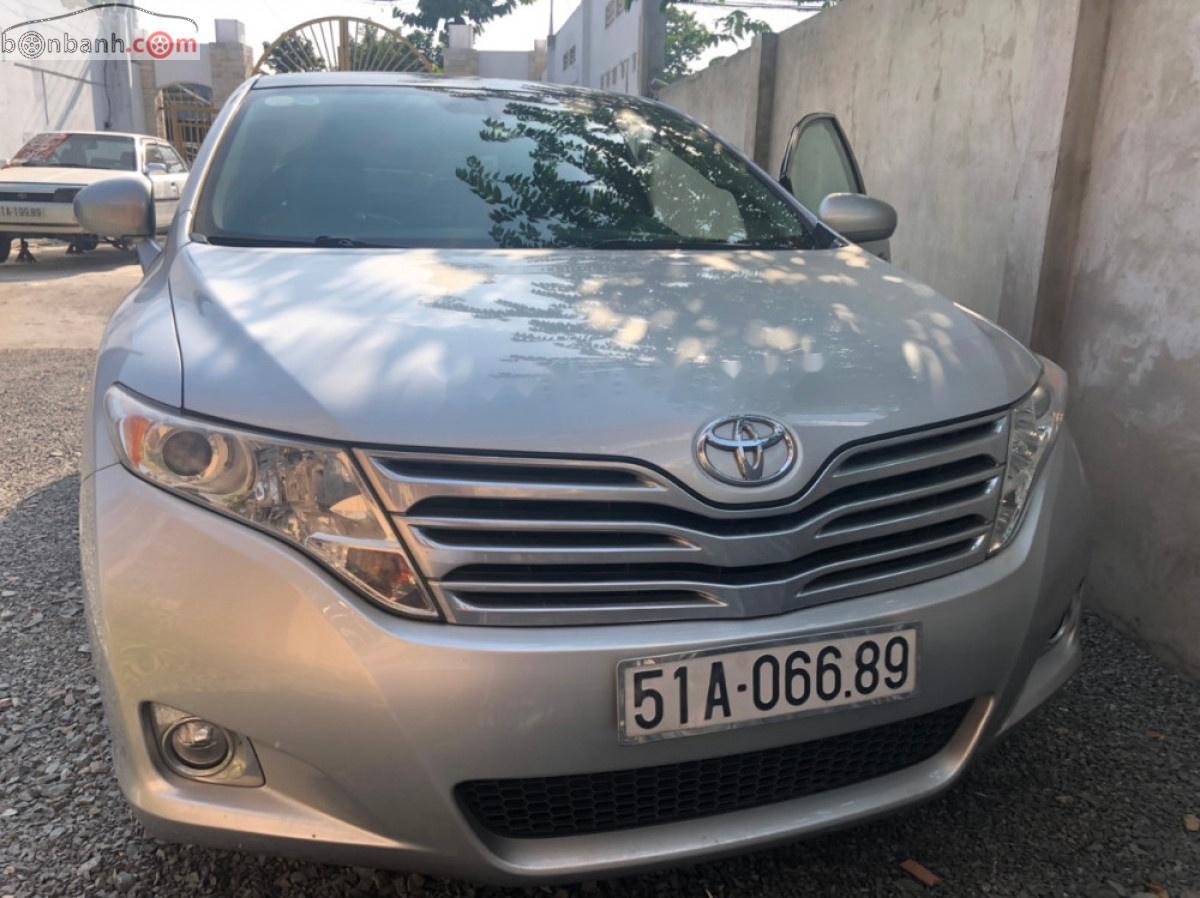 Toyota Venza 2.7 2009 - Cần bán xe Toyota Venza 2.7 sản xuất năm 2009, màu bạc, nhập khẩu chính chủ, giá tốt