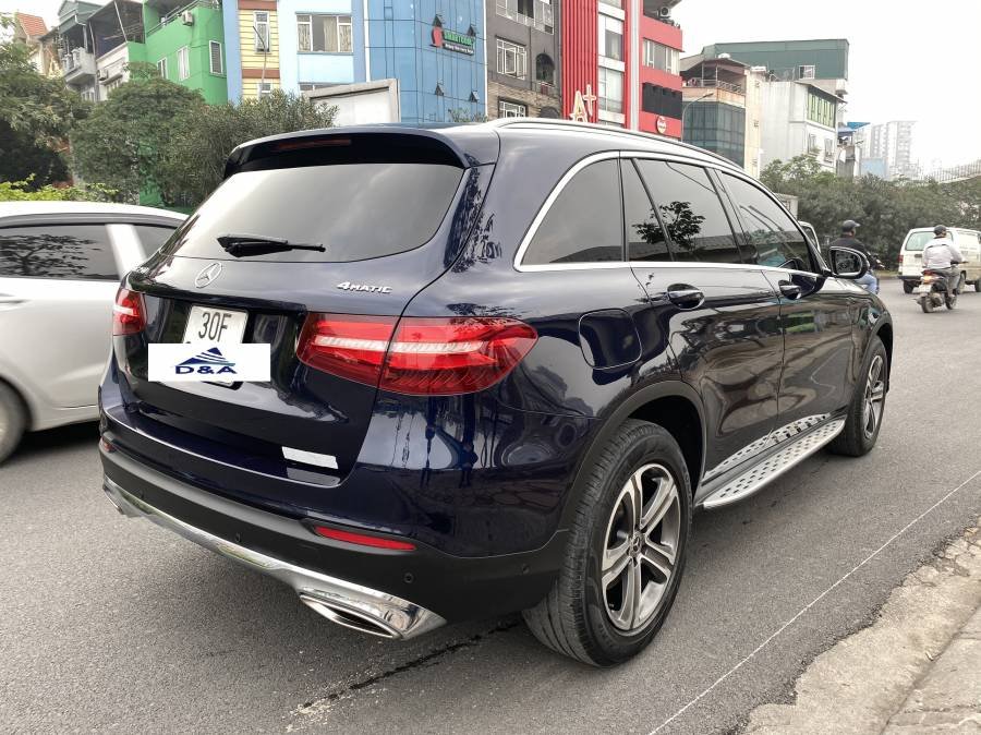 Mercedes-Benz GLC-Class 2017 - Cần bán lại xe Mercedes 4Matic năm 2017, màu xanh lam