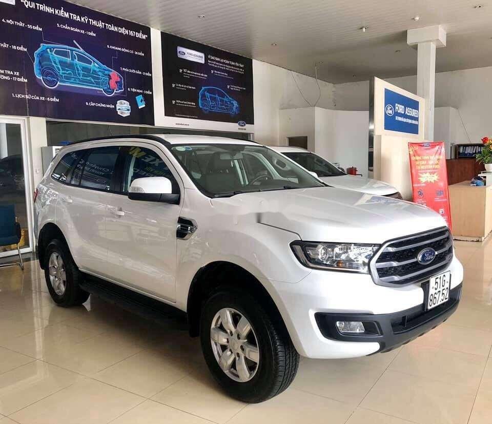 Ford Everest 2018 - Cần bán xe Ford Everest sản xuất 2018, màu trắng, nhập khẩu