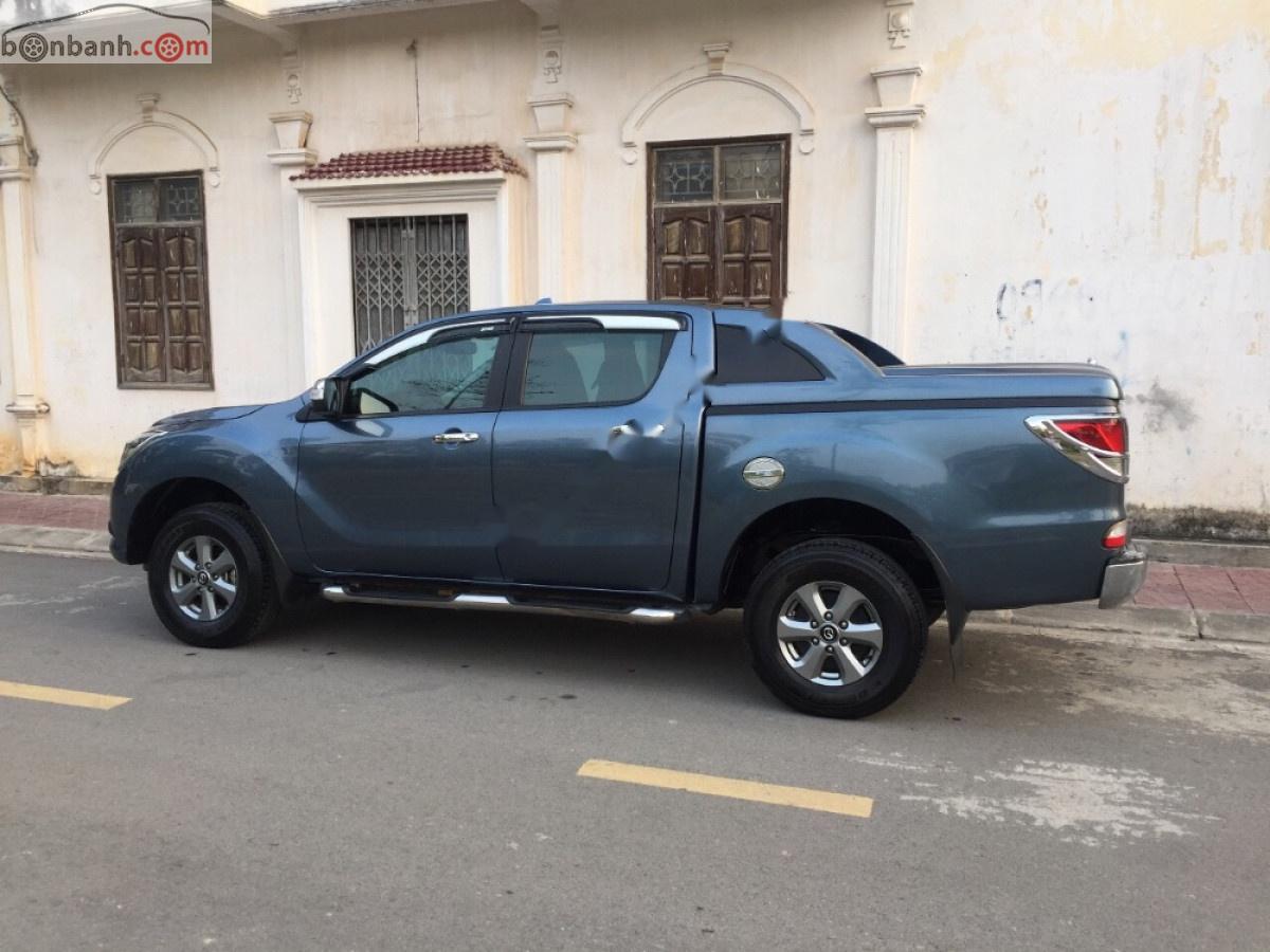 Mazda BT 50 2016 - Bán xe Mazda BT 50 đời 2016, màu xanh lam, nhập khẩu Thái