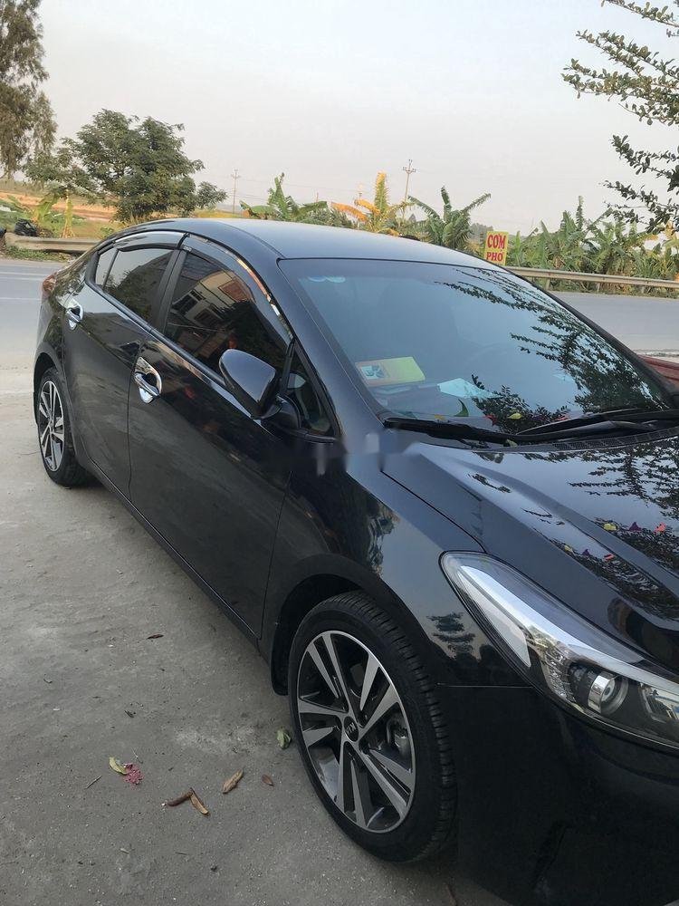 Kia Cerato  MT 2018 - Bán ô tô Kia Cerato MT đời 2018, màu đen như mới, 485tr