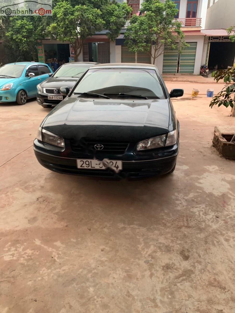 Toyota Camry XLi 2.2 1999 - Bán xe Toyota Camry XLi 2.2 đời 1999, màu đen