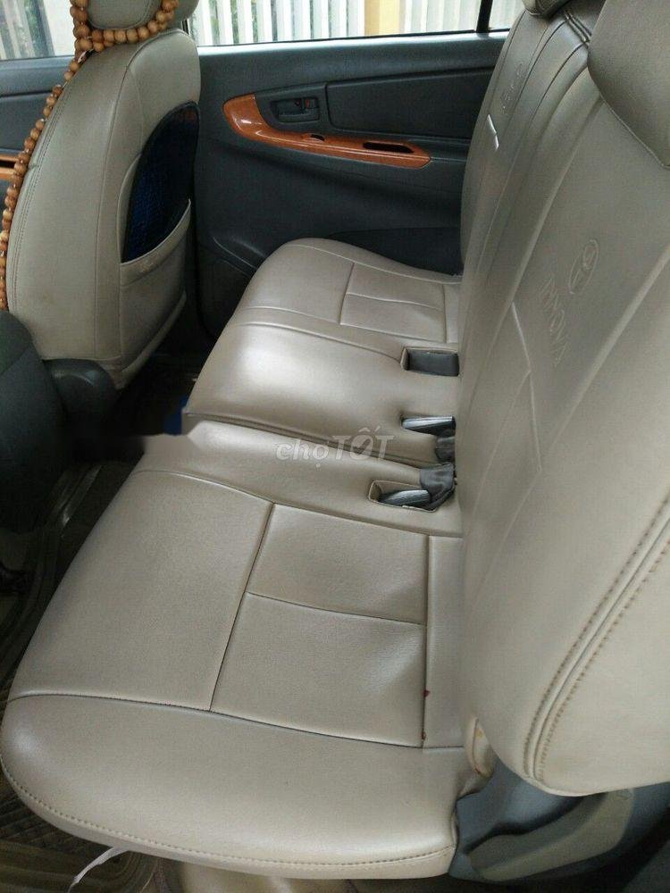 Toyota Innova 2008 - Bán xe Toyota Innova sản xuất năm 2008, màu bạc, nhập khẩu, giá 220tr