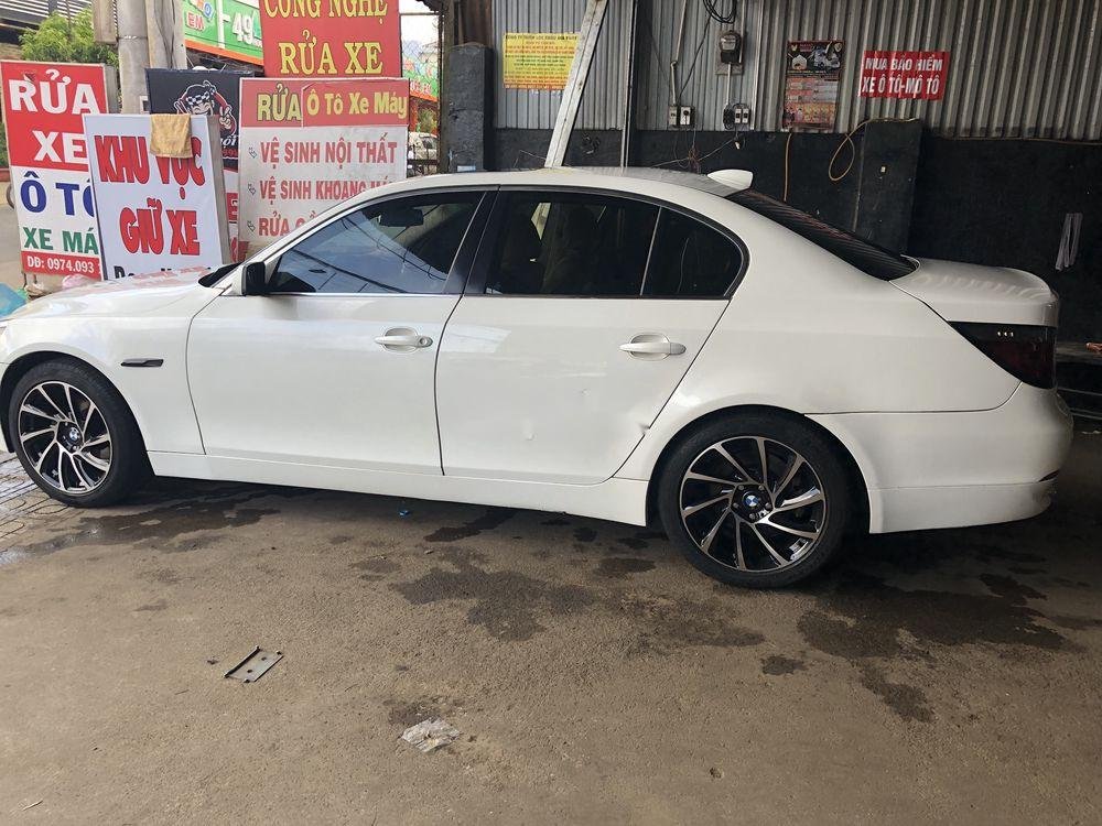 BMW 5 Series    2008 - Cần bán xe BMW 5 Series năm sản xuất 2008, màu trắng