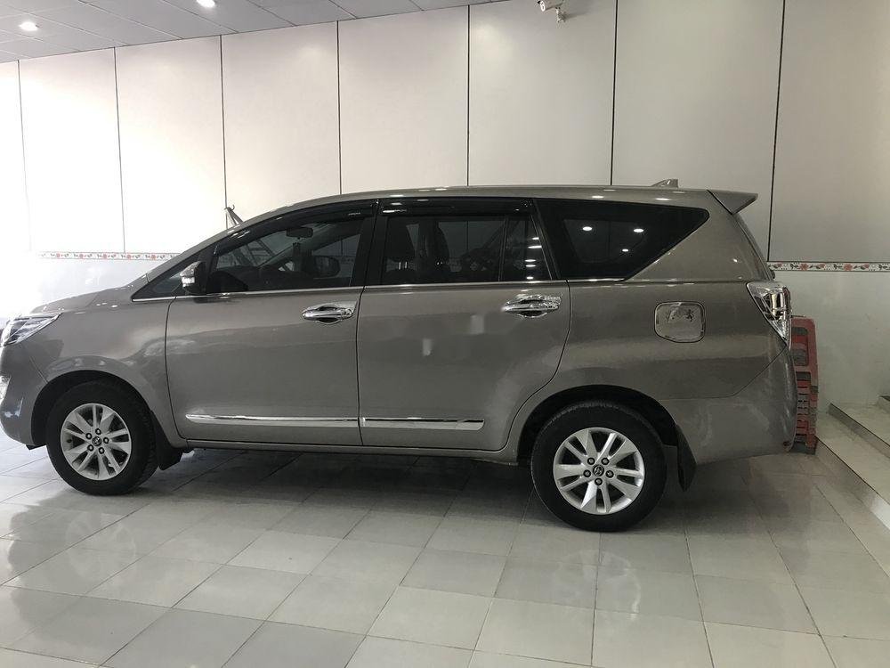 Toyota Innova   2017 - Cần bán Toyota Innova năm sản xuất 2017, xe chính chủ