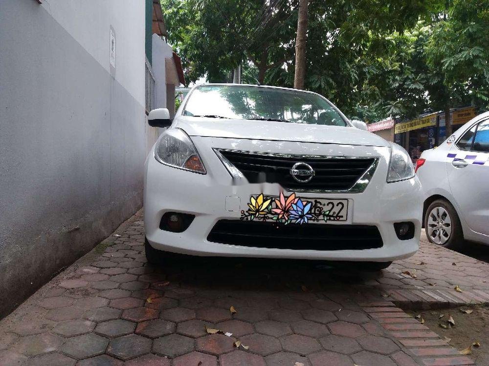 Nissan Sunny MT 2014 - Xe cũ Nissan Sunny MT đời 2014, màu trắng
