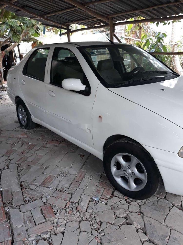 Fiat Siena  MT 2002 - Cần bán xe Fiat Siena MT năm 2002, màu trắng, nhập khẩu 