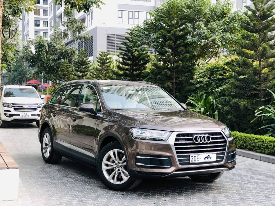 Audi Q7  TFSI  2016 - Cần bán xe Audi Q7 TFSI đời 2016, màu nâu, nhập khẩu nguyên chiếc