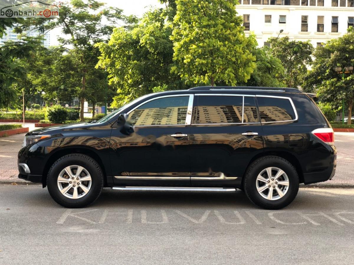 Toyota Highlander SE 2.7 2011 - Cần bán gấp Toyota Highlander SE 2.7 đời 2011, màu đen, xe nhập chính chủ