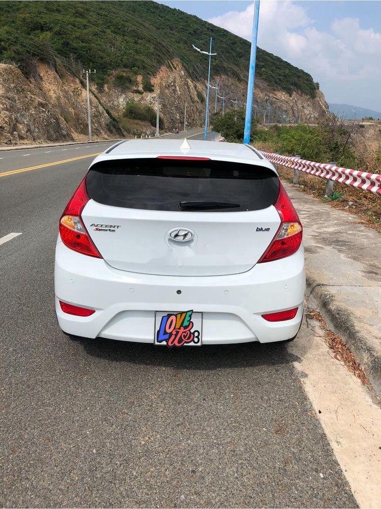 Hyundai Accent   AT 2014 - Bán Hyundai Accent AT 2014, màu trắng