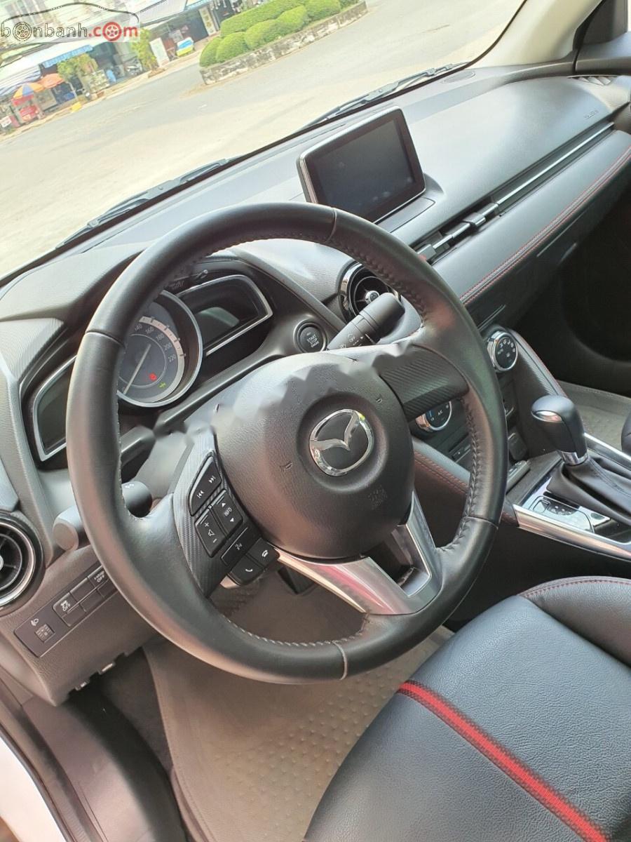 Mazda 2 2018 - Bán Mazda 2 sản xuất năm 2018, màu trắng số tự động giá cạnh tranh