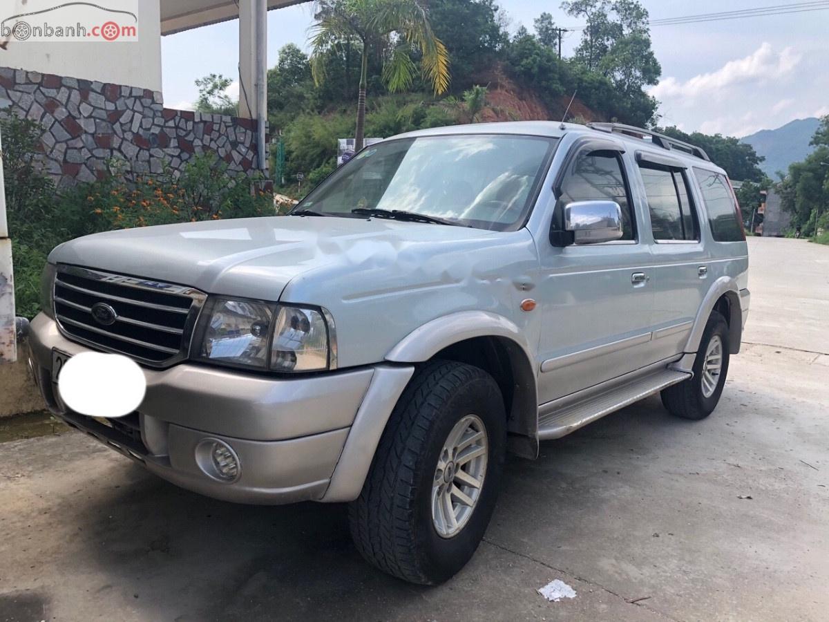 Ford Everest 2.5L 4x2 MT 2005 - Xe Ford Everest 2.5L 4x2 MT sản xuất 2005, màu bạc, giá tốt