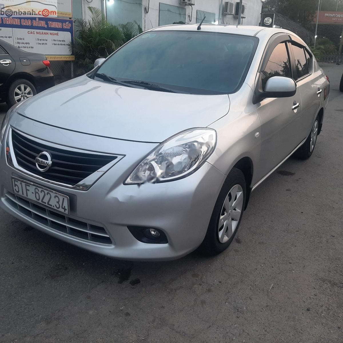 Nissan Sunny XL 2014 - Bán Nissan Sunny 1.6MT sản xuất năm 2014, màu bạc, 285tr