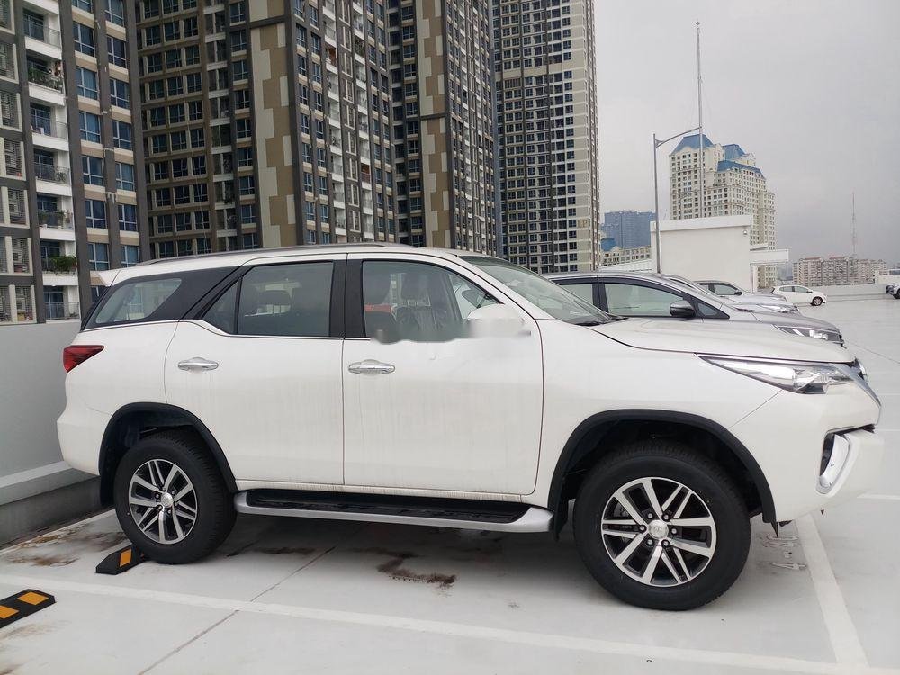 Toyota Fortuner    2020 - Cần bán xe Toyota Fortuner năm 2020, màu trắng