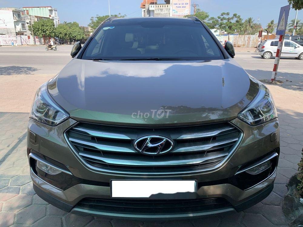 Hyundai Santa Fe    2018 - Cần bán xe Hyundai Santa Fe sản xuất năm 2018