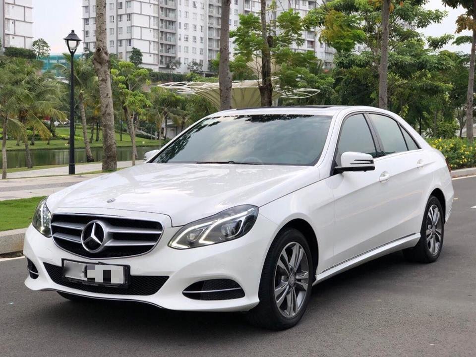 Mercedes-Benz E class E250 2014 - Chính chủ bán Mer E250 Sunroof trắng Ngọc Trinh 2014