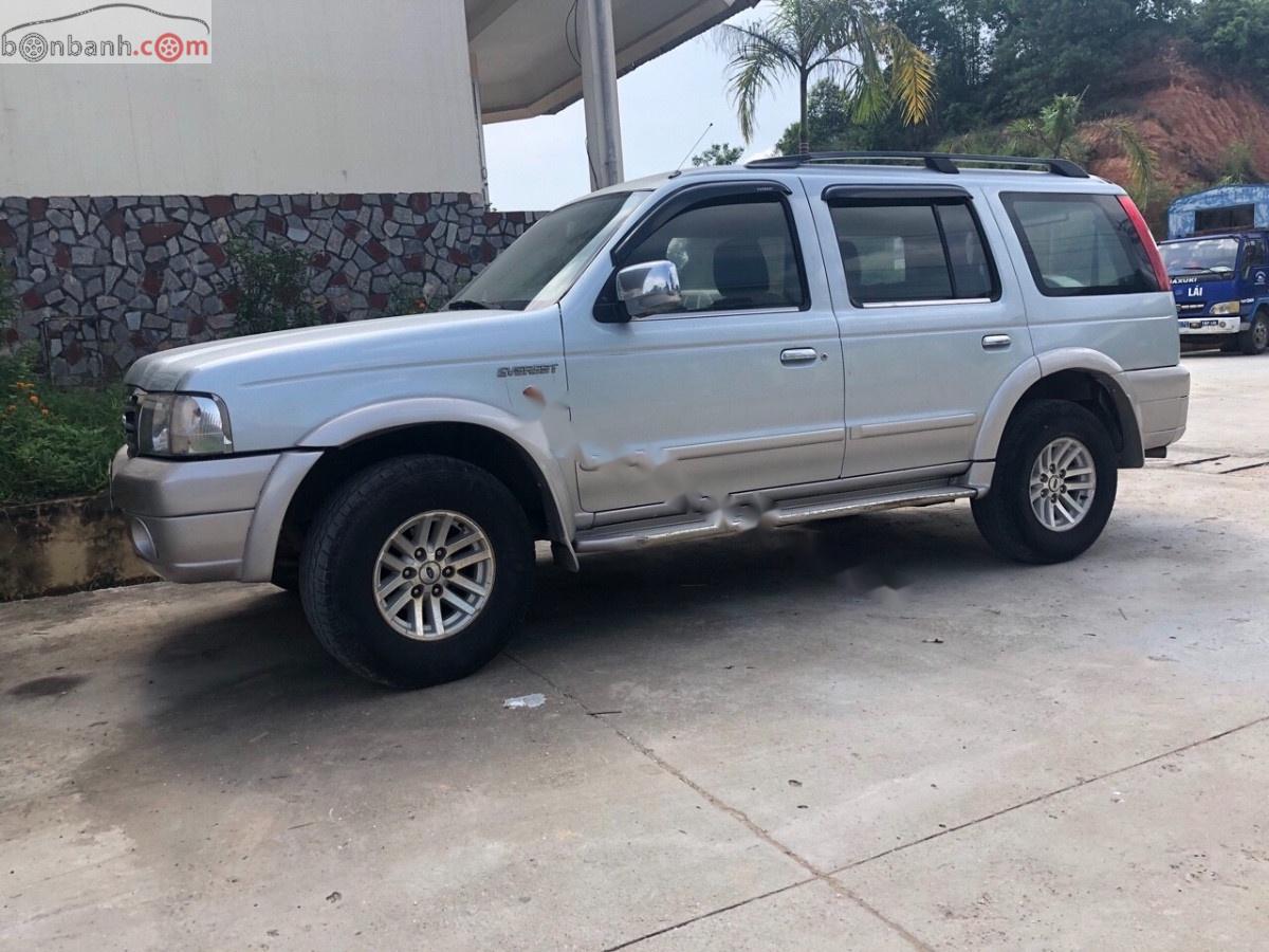 Ford Everest 2.5L 4x2 MT 2005 - Xe Ford Everest 2.5L 4x2 MT sản xuất 2005, màu bạc, giá tốt